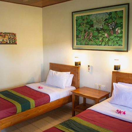 Flamboyan Hotel Kuta Lombok Exteriör bild