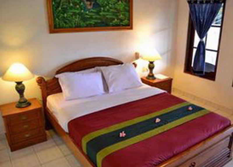 Flamboyan Hotel Kuta Lombok Exteriör bild
