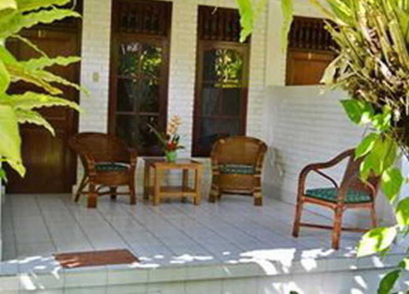 Flamboyan Hotel Kuta Lombok Exteriör bild