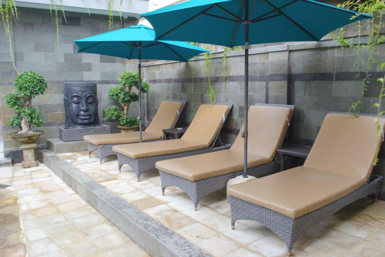 Flamboyan Hotel Kuta Lombok Exteriör bild